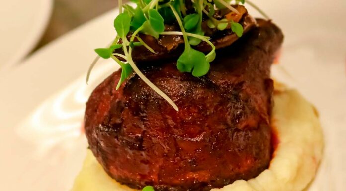 Carrillera de cerdo con relleno de setas Receta de carrillera de cerdo con relleno de setas