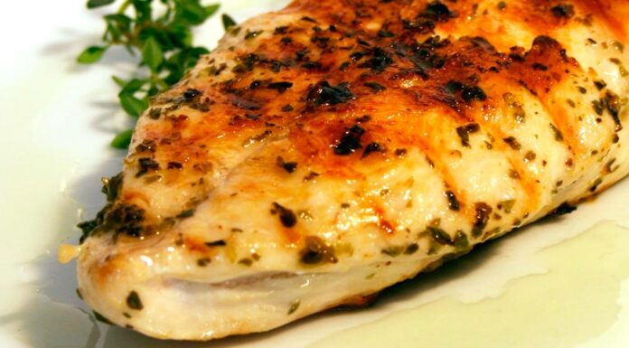 Pechuga de pollo con lima y enebro Receta de pechuga de pollo con lima y enebro