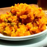 Receta de arroz amarillo con carne de cerdo al estilo canario