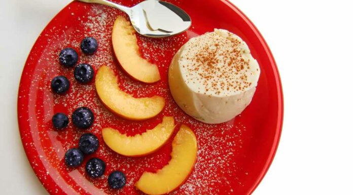 Flan de queso y fruta Receta de flan de queso y fruta