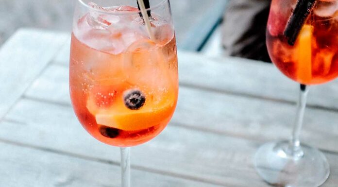 Sangría con cava Receta de sangría con cava