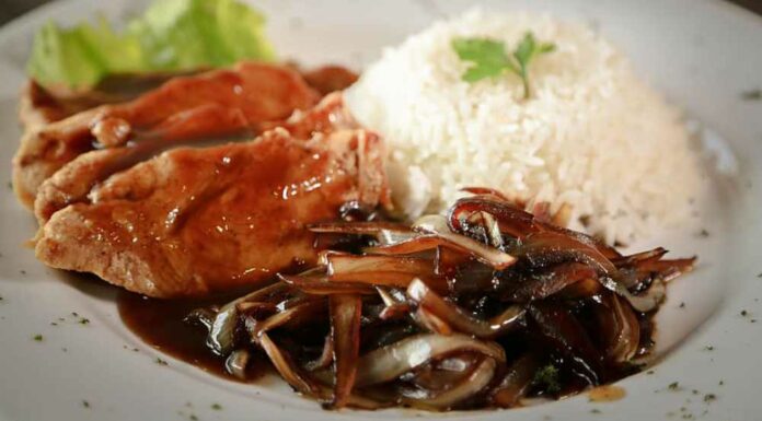 Lomo de cerdo en salsa de vino y ciruelas Receta de cerdo en salsa de vino y ciruelas