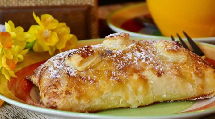 Camembert con frutos rojos en hojaldre Receta de camembert con frutos rojos en hojaldre