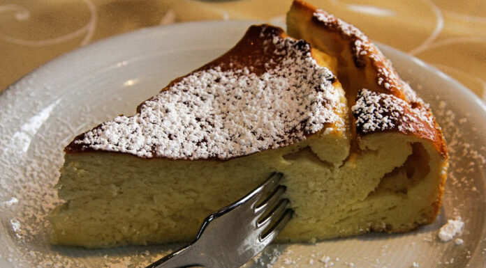 Tarta de pan con canela y limón Receta de tarta de pan con canela y limón