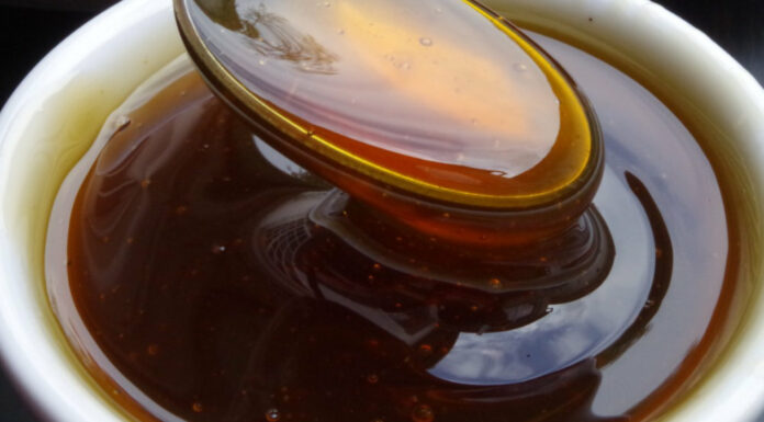 Salsa de miel picante casera Receta de salsa de miel picante