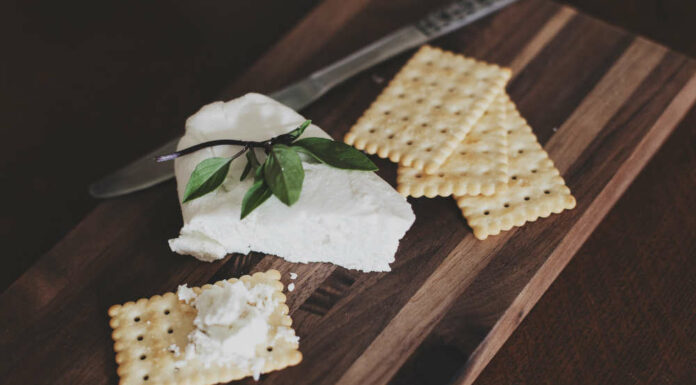 Crackers o galletas saladas Receta de crackers o galletas saladas