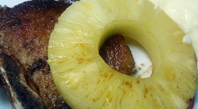 Chuletas con piña y romero Receta de chuletas con piña y romero
