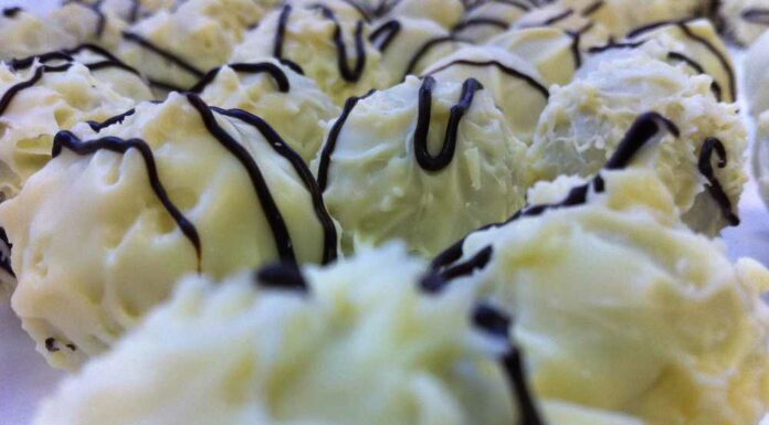 Trufas de leche condensada y chocolate blanco Receta de trufas de leche condensada y chocolate blanco