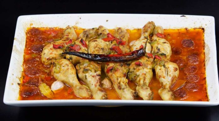 Receta de guiso de pollo con pimientos rojos