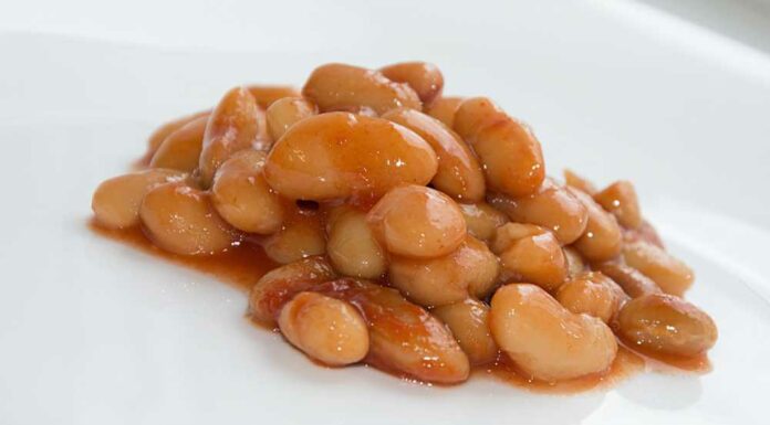 Judías blancas con tomate (judías de bote) Receta de judías blancas con tomate - judías de bote -