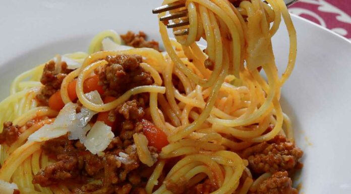 Receta de espaguetis con salsa española
