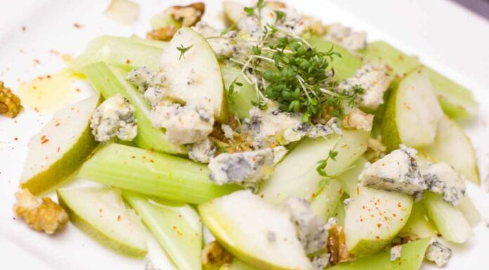 Ensalada de manzana y queso roquefort Receta de ensalada de manzana y queso roquefort