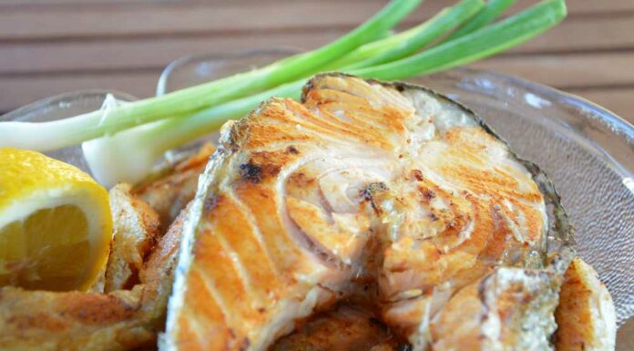 Lomos de atún con eneldo y limón Receta de lomos de atún con eneldo y limón