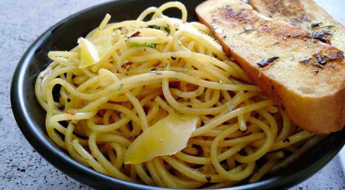 Espaguetis a la mantequilla con ajo Receta de espaguetis a la mantequilla con ajo