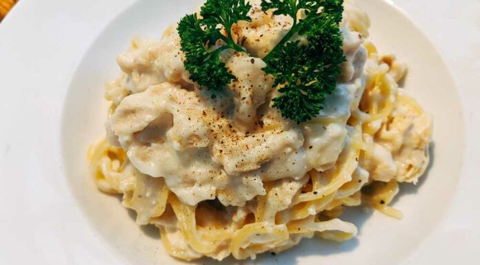 Espaguetis con salmón Receta de espaguetis con salmón