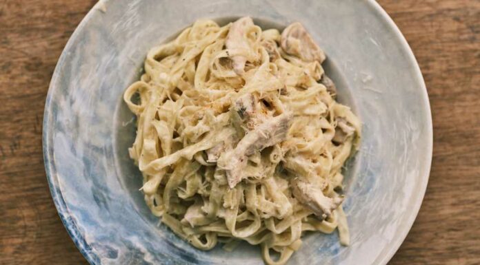 Espaguetis con salsa de ricotta y alcachofas Receta de espaguetis con salsa de ricotta y alcachofas