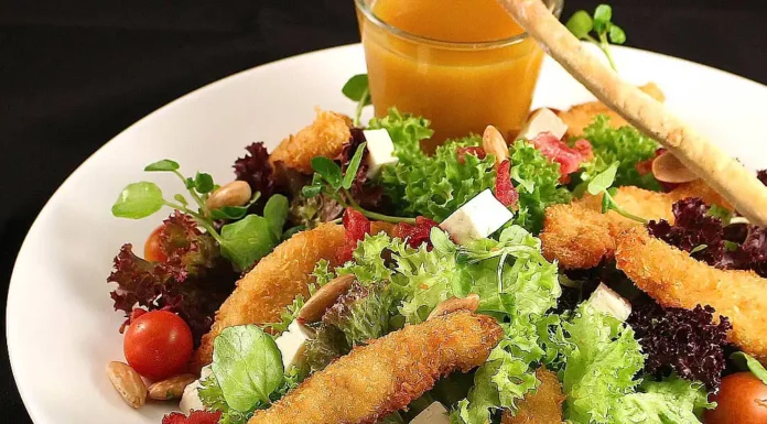 Ensalada primavera con pollo mostaza y miel Receta de ensalada primavera con pollo mostaza y miel